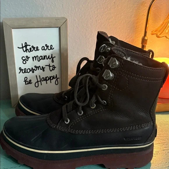 Sorel Dark Brown and Black Lace-Up Boots Mens 9.5 box 141 - Picture 7 of 9
